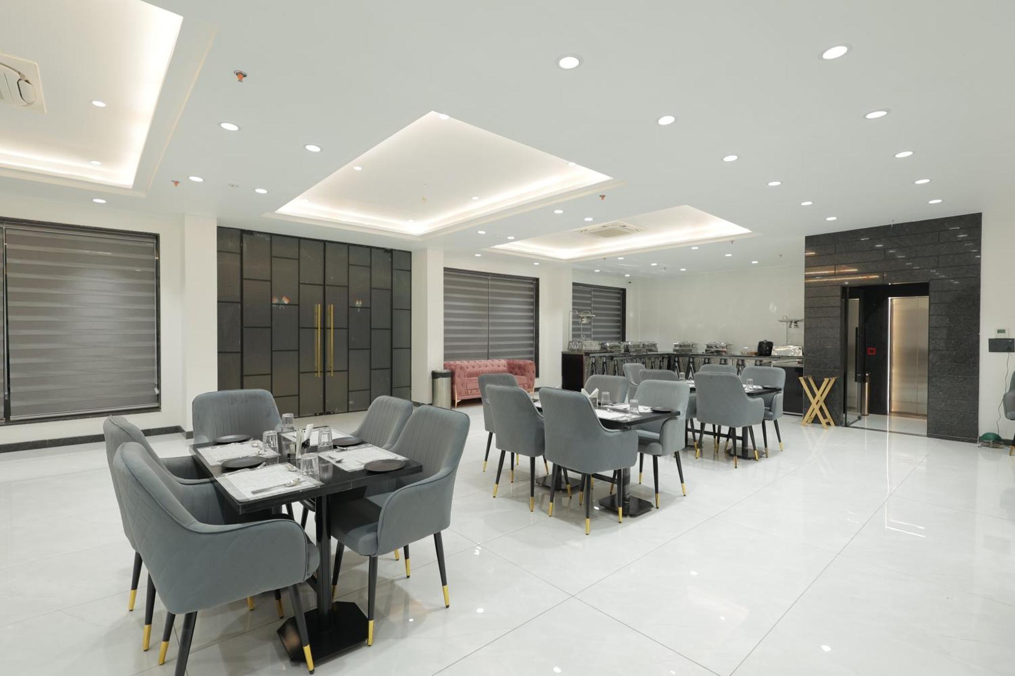 Snj Taj Grand Agra (Uttar Pradesh) Exterior foto